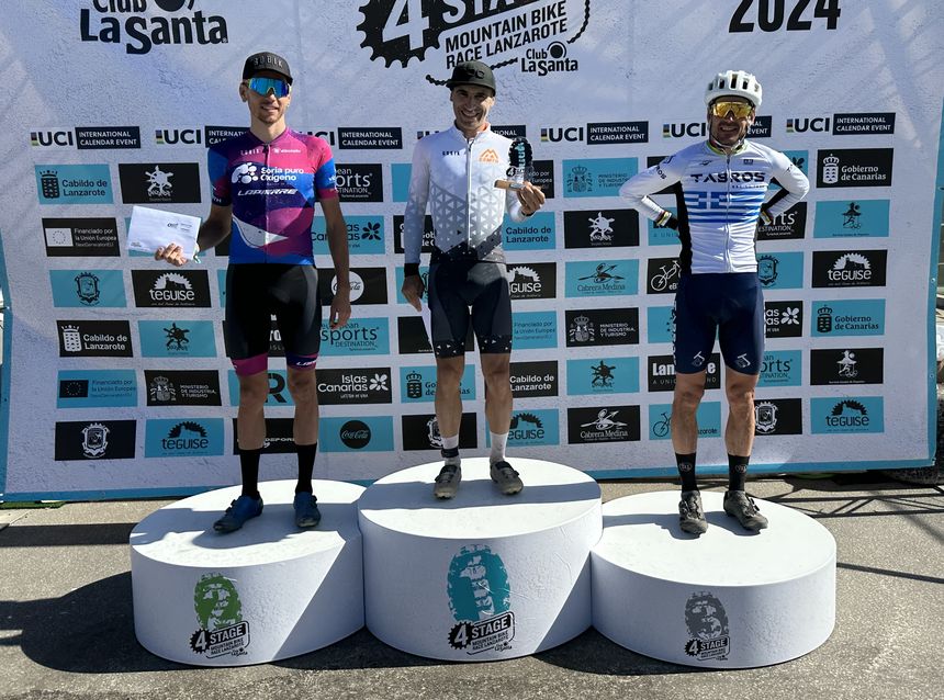 Imagen de los tres ganadores masculinos