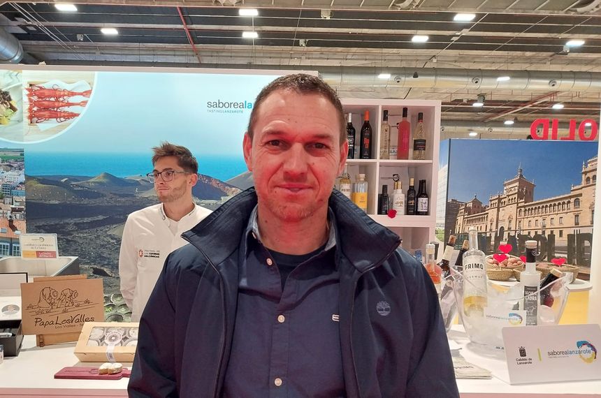 Marco Rodríguez, propietario del restaurante Dunas de Famara.