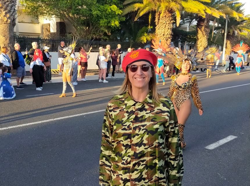 Nuestra compañera Laura San José, residente en la zona, no se quiso perder tampoco el coso