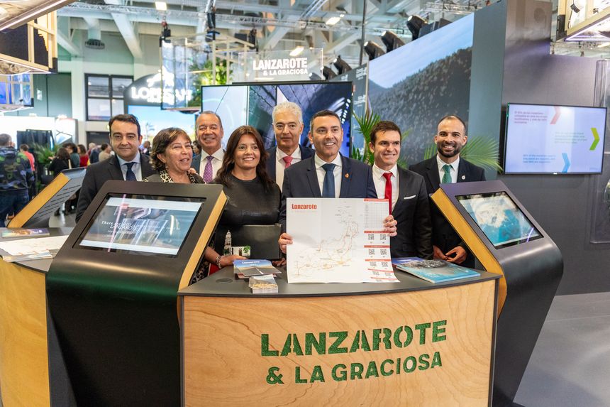 Delegación lanzaroteña en la ITB.