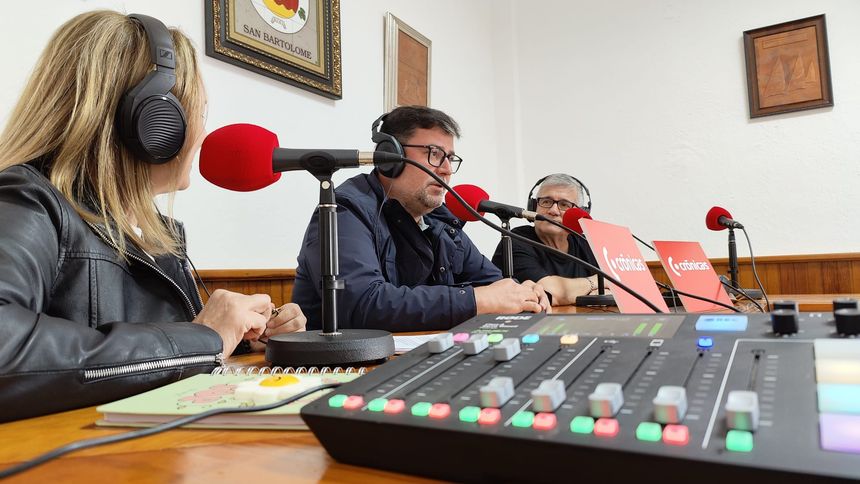 El alcalde, Isidro Pérez, en un momento de la entrevista.