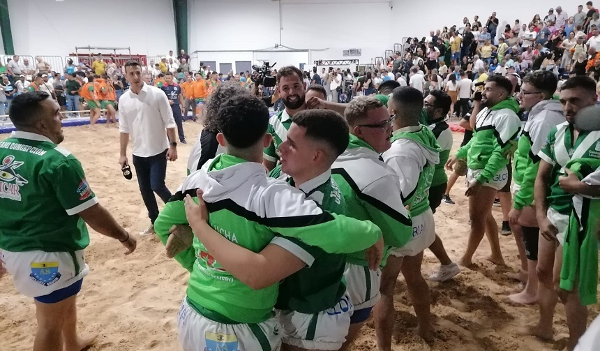 Los luchadores del Tao, muy satisfechos tras el esfuerzo.