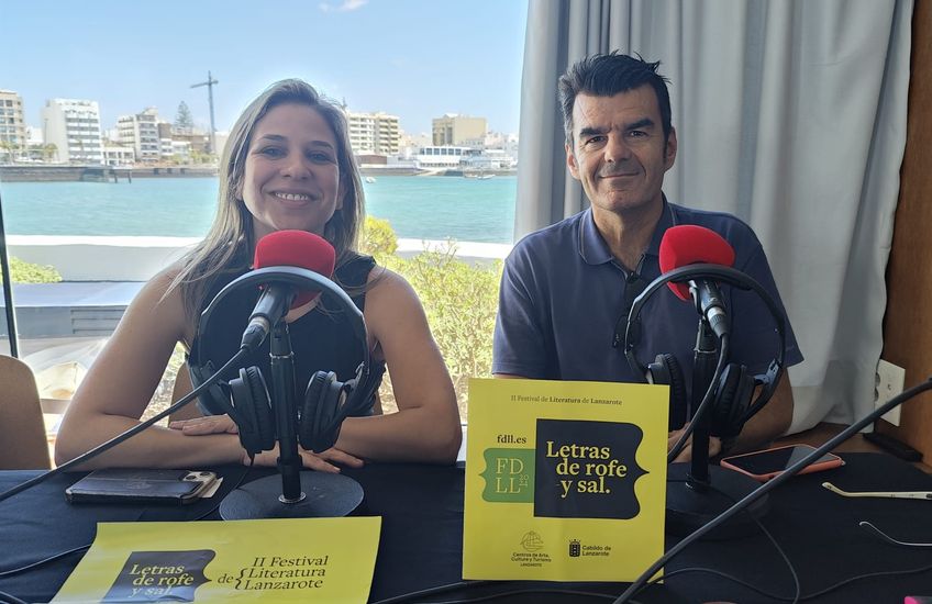 Karina Sainz Borgo y Carlos Battaglini, autora que abre este jueves el certamen y director dl mismo.