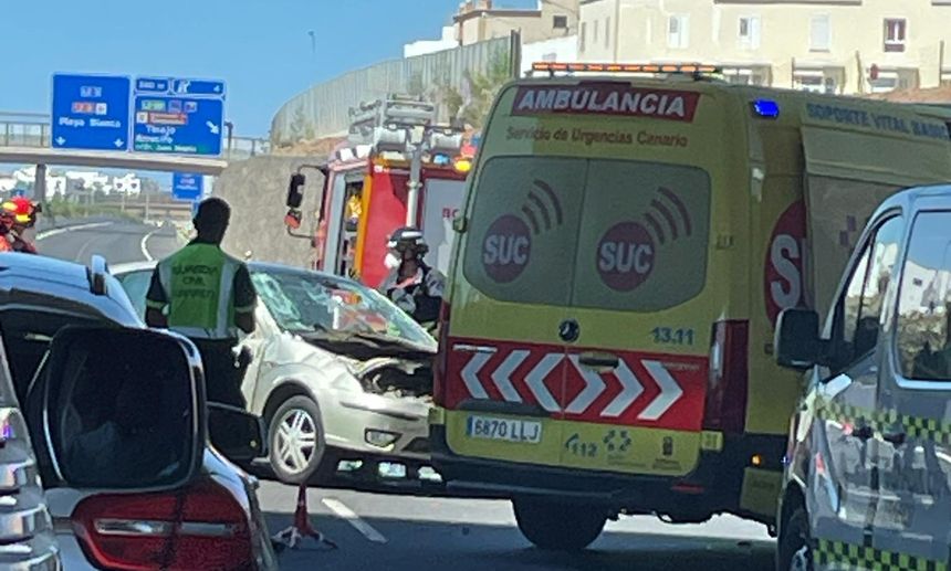 El accidente provocó el colapso de la autovía