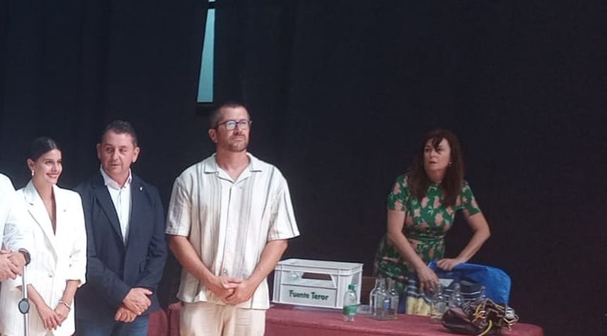 Bruno Santana con sus compañeros el día que tomaron posesión en el Ayuntamiento.