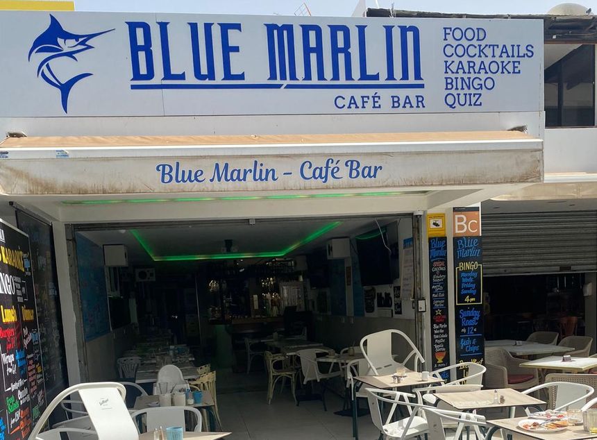 Imagen de la entrada del restaurante siniestrado