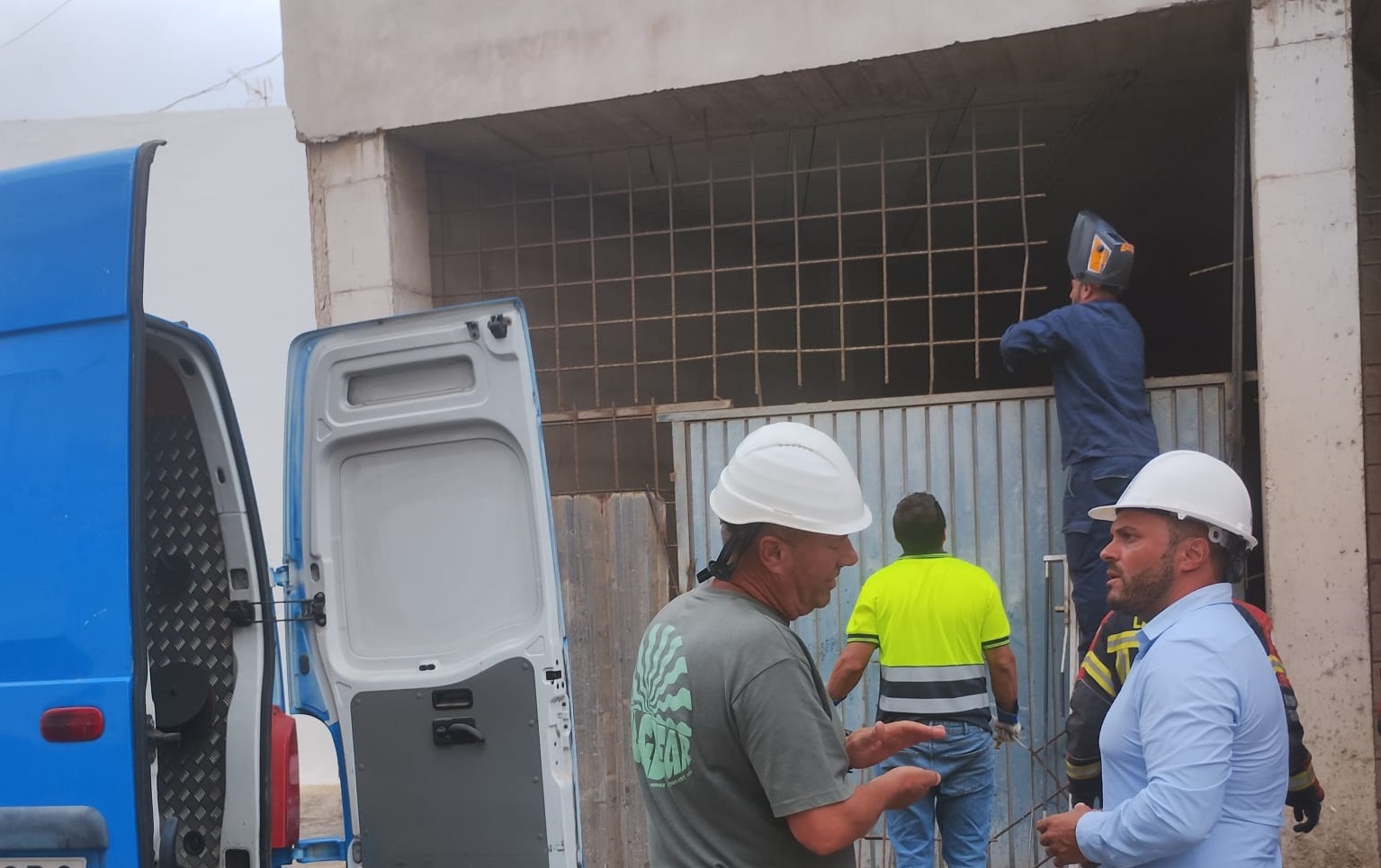 Comienzo del trabajo de los operarios del Ayuntamiento de Arrecife.