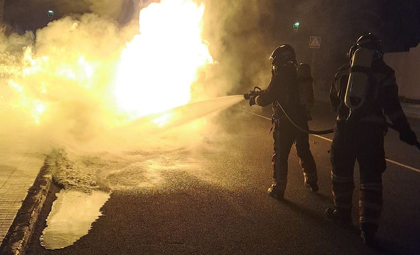 Incendio provocado en Costa Teguise.