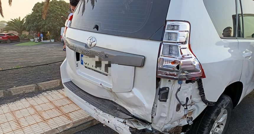 Así quedó el otro vehículo tras el fuerte impacto
