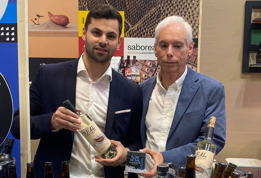 Sal de Janubio, siempre presente en la principales ferias enogastronómicas del país.