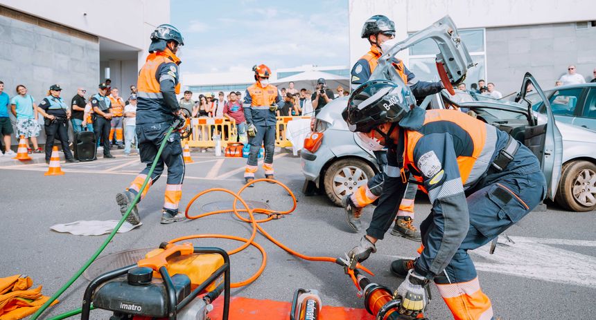Simulacro de rescate "Car Crush Show".