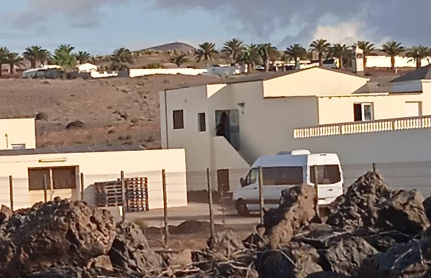Imagen del lugar elegido por el Gobierno de Canarias en el que se encuentran los inmigrantes