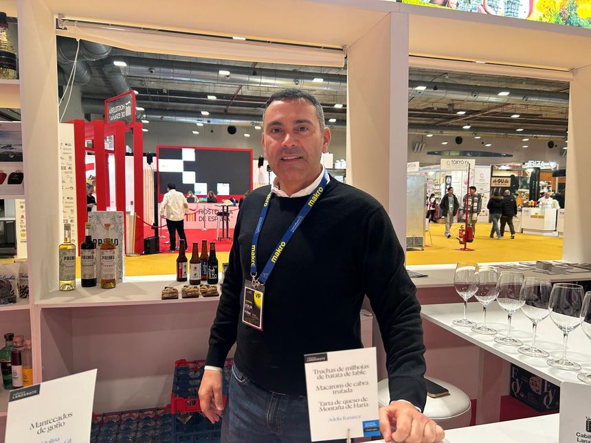 Oswaldo Betancort en el stand de Saborea Lanzarote.