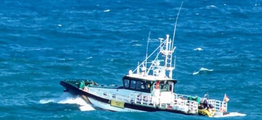 La patrullera de la Guardia Civil tampoco ha descansado en estos días de rastrear la zona.