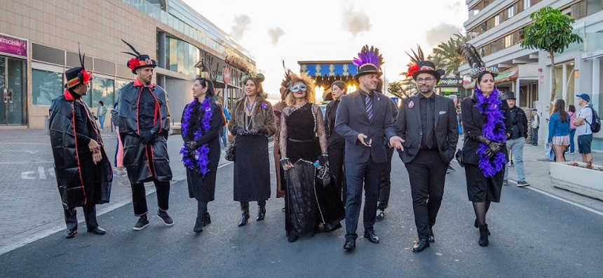 Los integrantes del grupo de gobierno este miércoles terminando el carnaval.