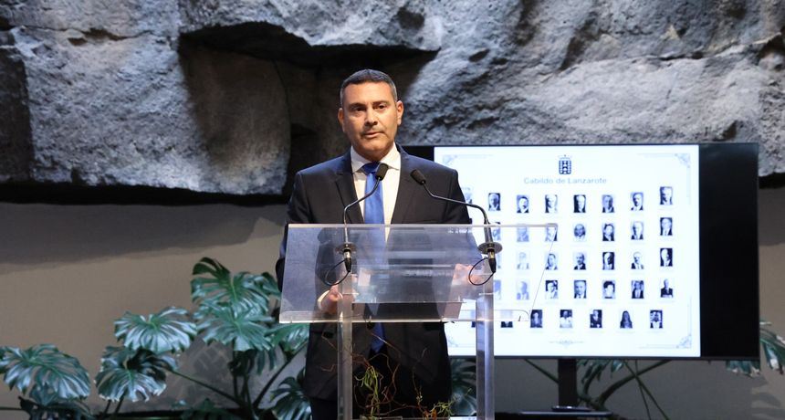 Oswaldo Betancort durante su discurso