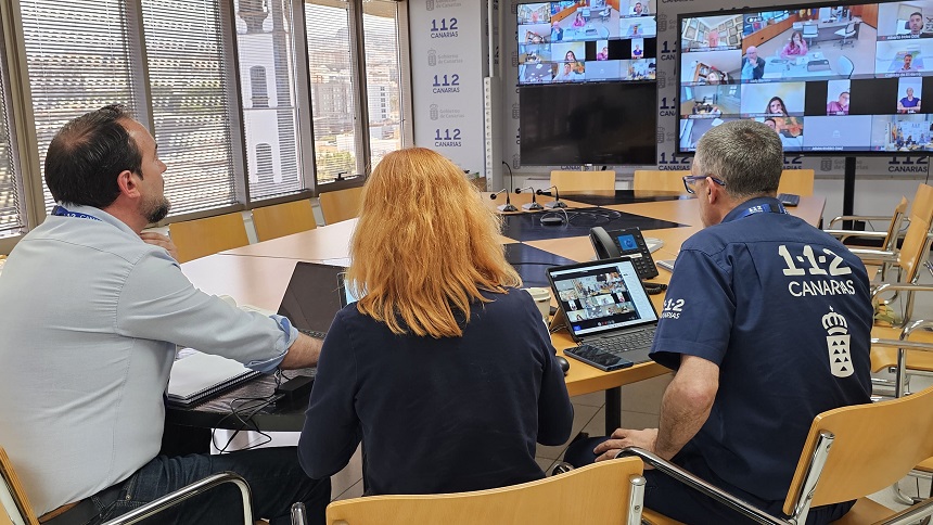 Imagen de la reunión que se realizó este lunes por la tarde para coordinar el plan de respuesta en Canarias.