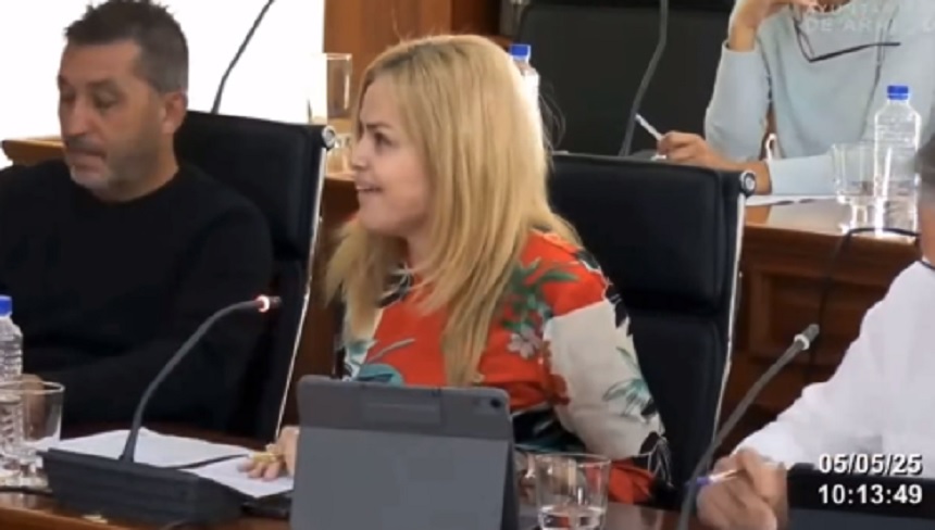 Cristina Duque en el momento de dar las explicaciones sobre su salida de tono.