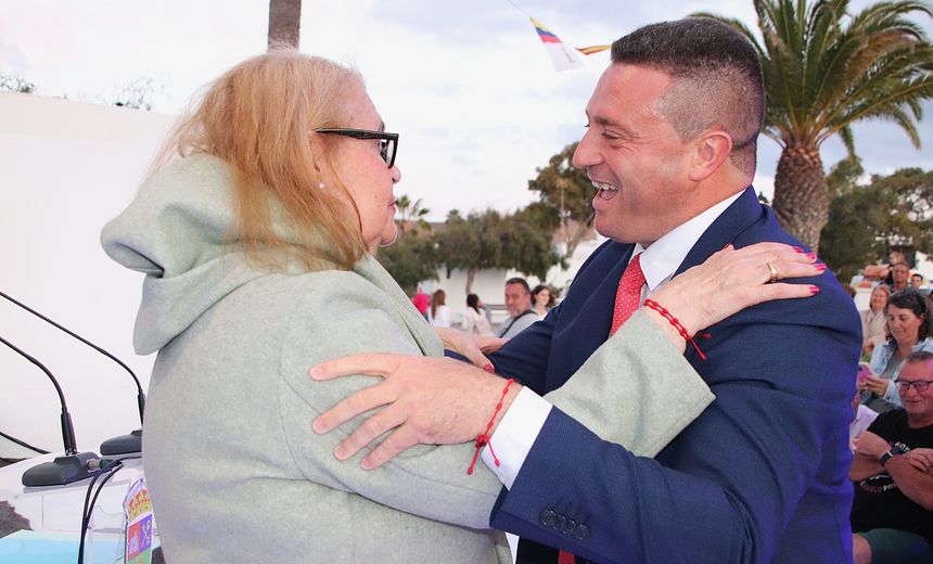 el alcalde y la hija de Joaquín Rodríguez