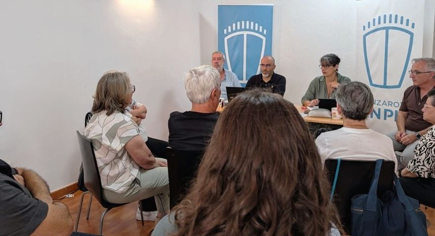 Imagen de la jornada de trabajo de los integrantes de Lanzarote en Pie