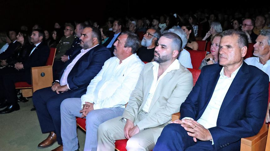 Los representantes del Gobierno insular estuvieron en el acto