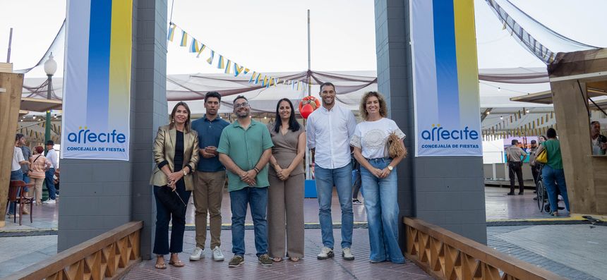 Varios integrantes del Gobierno de Arrecife este viernes en la feria