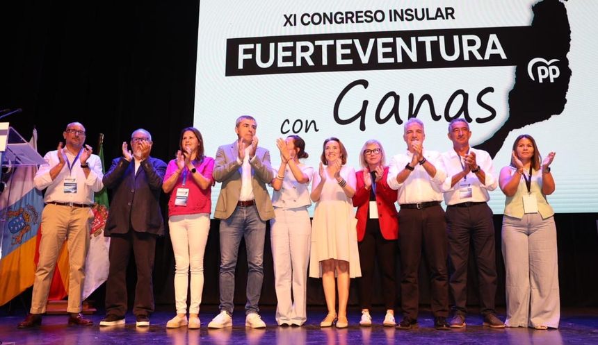 El presidente del PP en Canarias acudió al encuentro