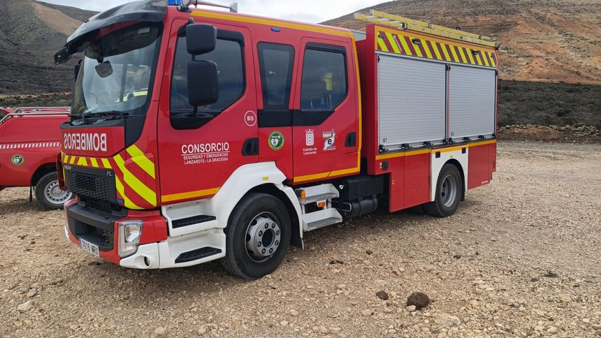 Los bomberos se encargaron del rescate de los restos