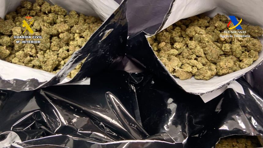 Droga incautada por la Guardia Civil.