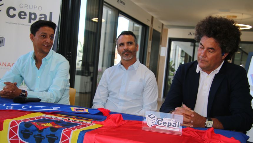 PRESENTACIÓN ÁNGEL LÓPEZ (1)