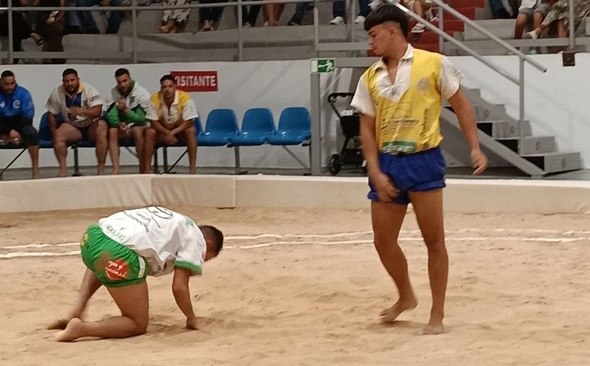 lucha ocho