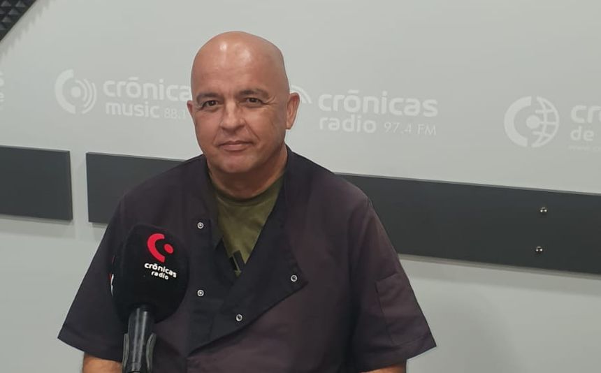 Román Méndez, jefe de Producción de los CACT, en Crónicas Radio.