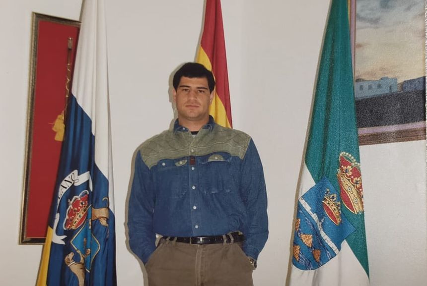 Un joven Serapio Rojas cuando accedió a la política local.