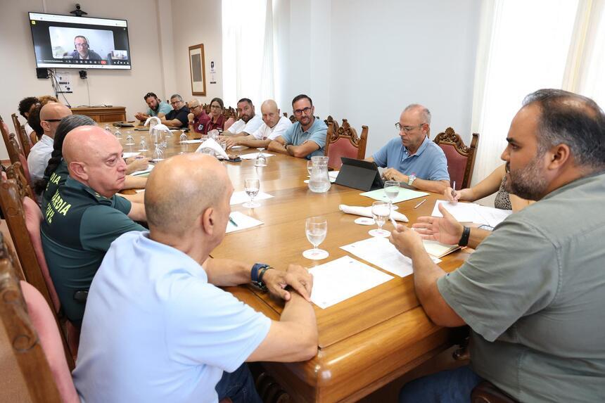 Temporary Closure of Hunting in Haría Due to Poisoning Incidents: Measures Approved by Lanzarote Council