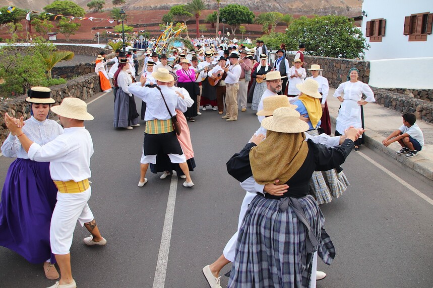 Yaiza Celebrates Record-Breaking Pilgrimage in Honour of Our Lady of Remedies