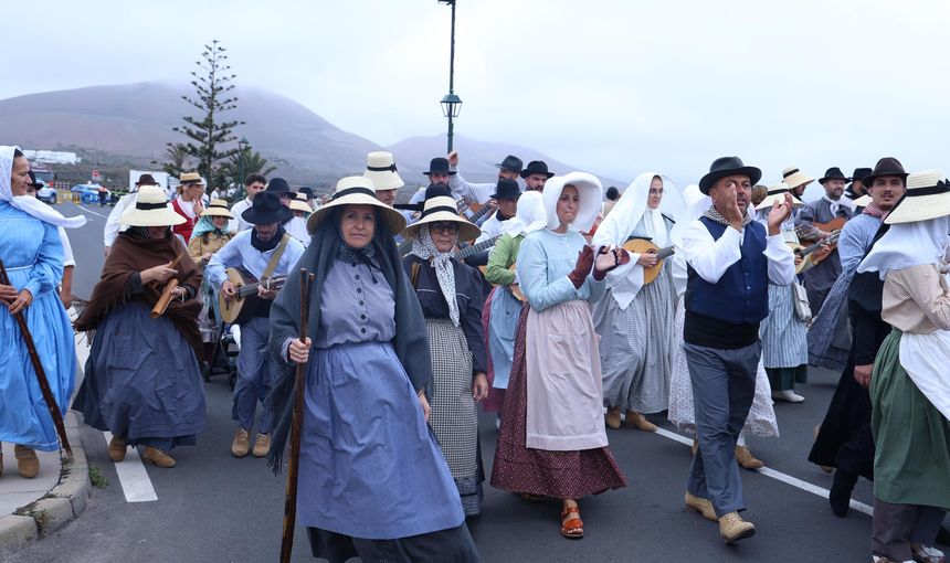 ROMERIA OFRENDA LOS DOLORES 2025 (3)