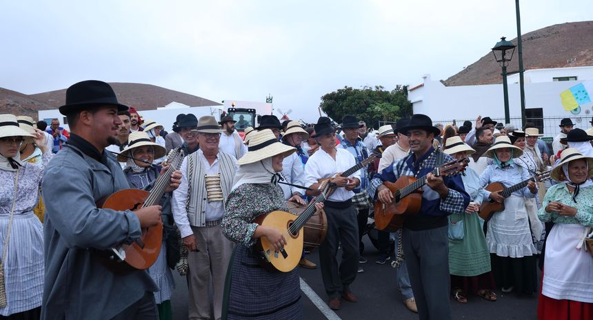 ROMERIA OFRENDA LOS DOLORES 2025 (17)