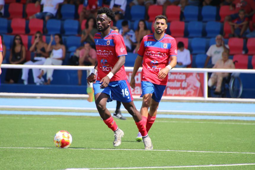 TERCERA RFEF. UD LANZAROTE VS CD MENSAJERO (5)