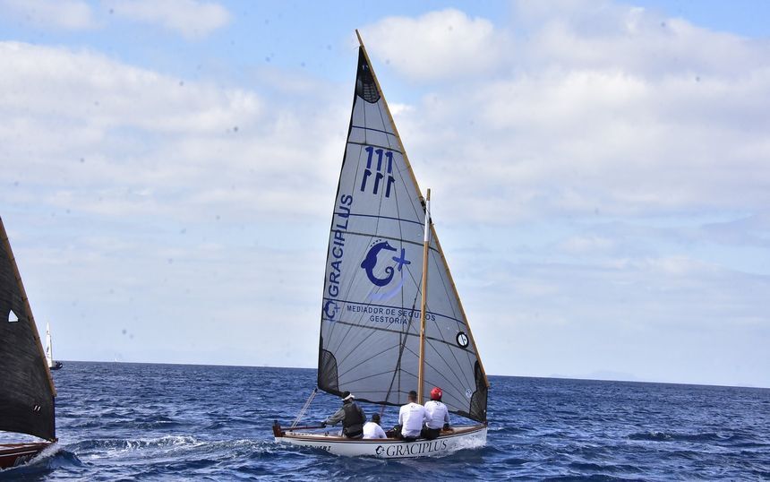 VELA LATINA. LANZAROTE LA ISLA DIFERENTE (5)
