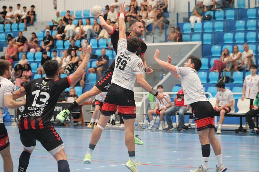 BALONMANO. SAN JOSÉ OBRERO - LALIN (4)