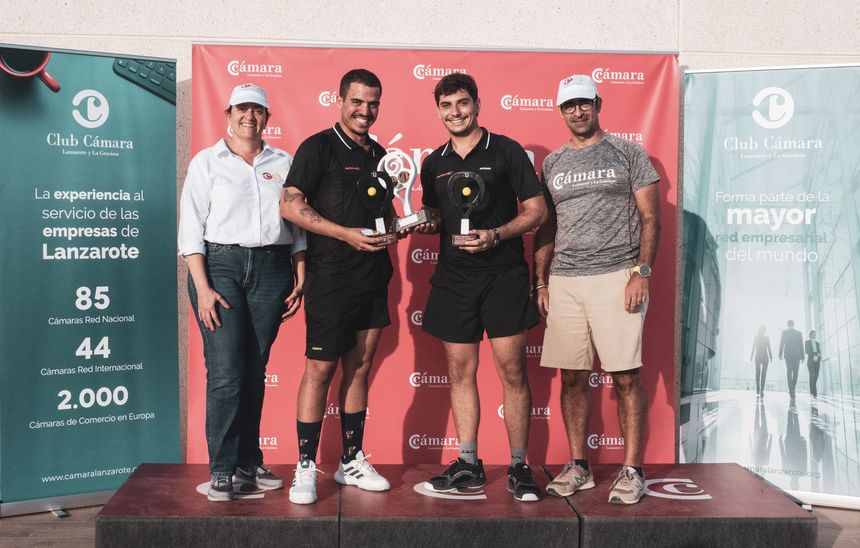 Los representantes de Bodegas Martinón fueron los ganadores en la categoría A.