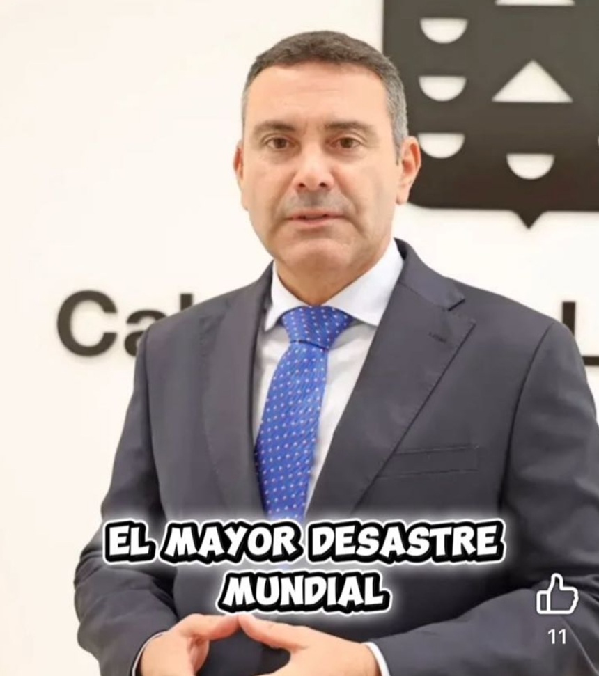 Al presidente del Cabildo le definen de un modo infantil sin entrar en descalificaciones graves.