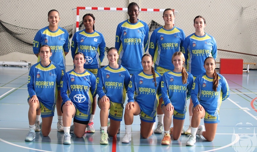 Imagen de las jugadoras del Adareva.