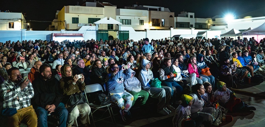 Gala Benéfica Murgas 2025 (25)
