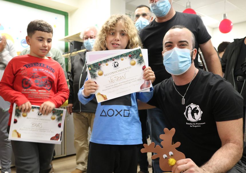 Niños con el diploma