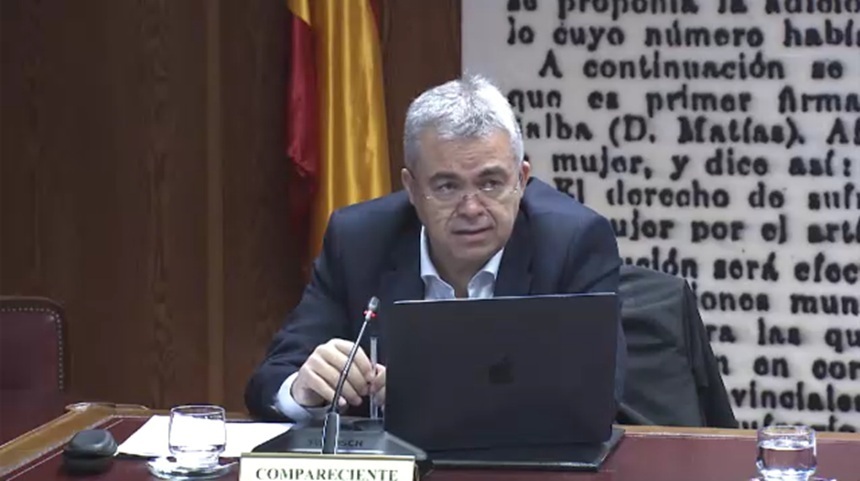 Santos Cerdán durante la comparecencia.