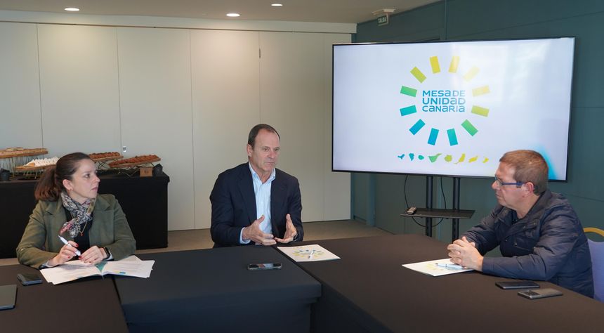 Instante de la reunión con Antonio Morales