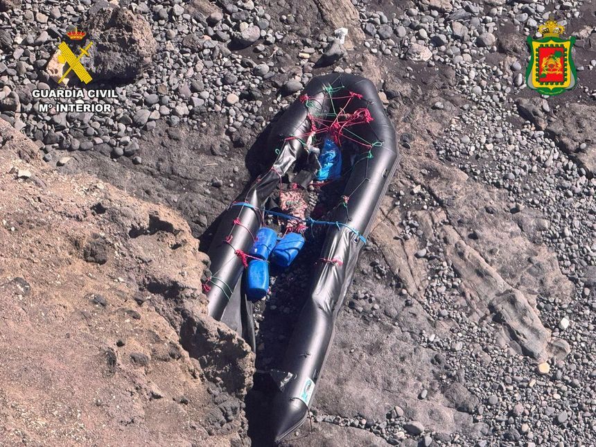 Imagen de la neumática en la que trataron de introducir la droga.