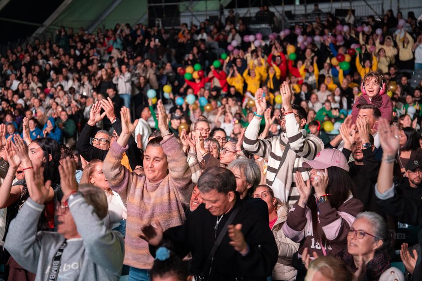 El público abarrotó el Recinto Ferial
