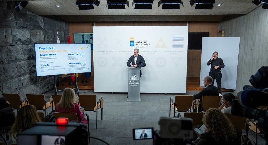 Fernando Clavijo este lunes durante su comparecencia de prensa.